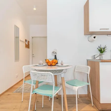 Apartament Apartments24 Spordi *